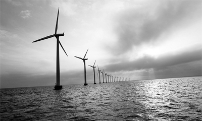 丹麦的海上风力发电站.